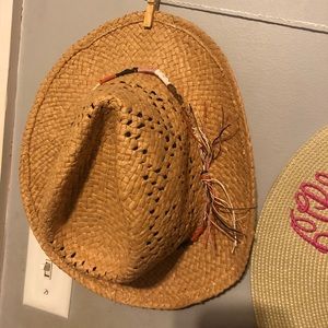 Straw beach hat with multi colored rope